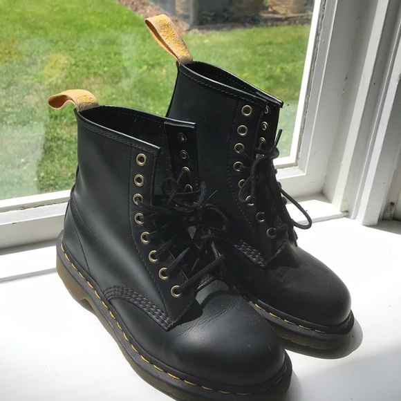 dr martens black vegan 1460 8 eye boots